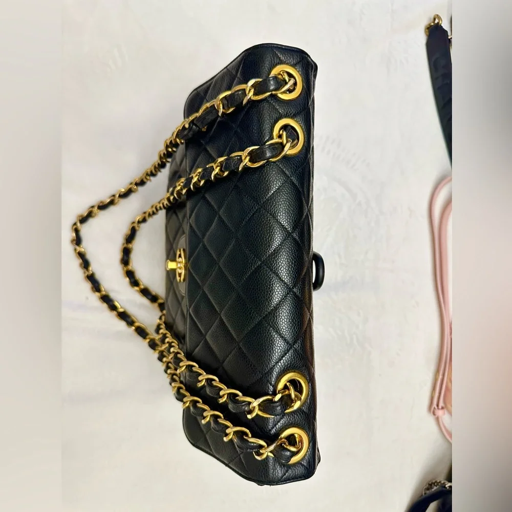 CHANEL Jumbo Classic Single Flap Caviar Leather Handbag Black/Gold Hardware - Picture 10 of 12